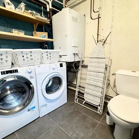 Holiday home Spacieuse Maison Renovee Avec Gout - A Pied Larmor-Plage